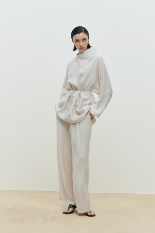 Modal Düşük Yaka Takım Taş