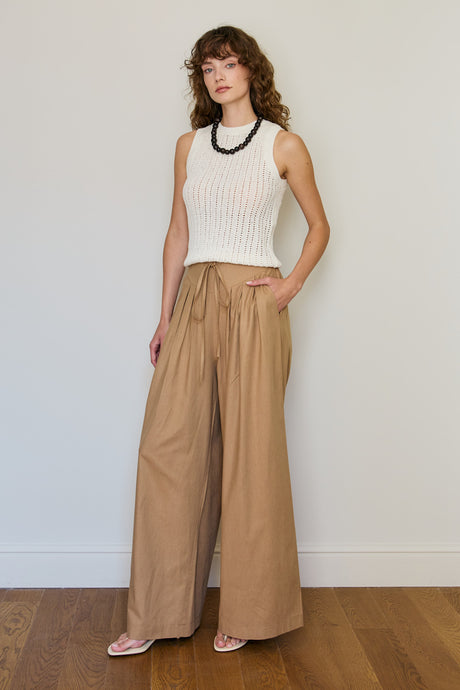 Geniş Kesim Pileli Keten Pantolon Camel