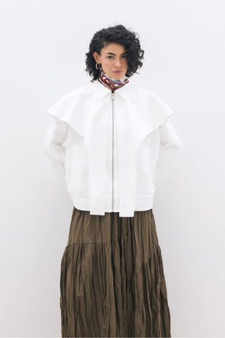 Seyyar Yakalı Ceket Beyaz