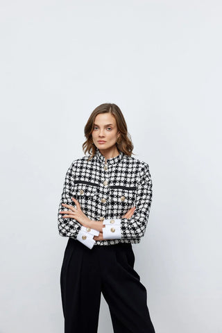 Tüvit Manşetli Mini Ceket Siyah- Beyaz