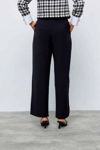 Tüvit Manşetli Mini Ceket Siyah- Beyaz