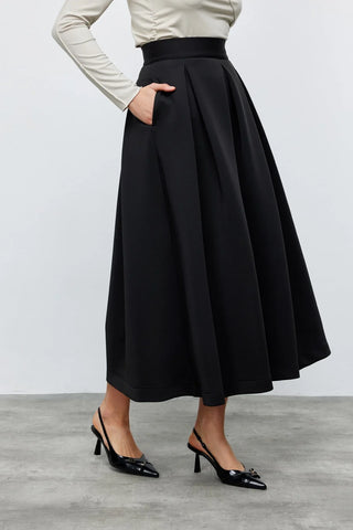 Scuba Pileli Etek Siyah