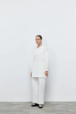 Özgü Scuba Takım Beyaz