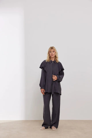 Modal Yakası Seyyar Takım Antrasit