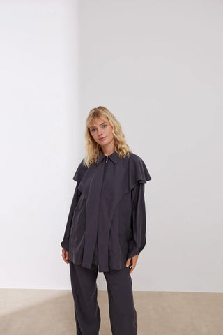 Modal Yakası Seyyar Takım Antrasit