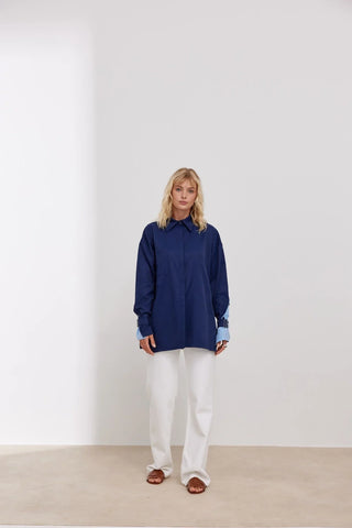 Lizbon Kolu Düğmeli Gömlek Lacivert