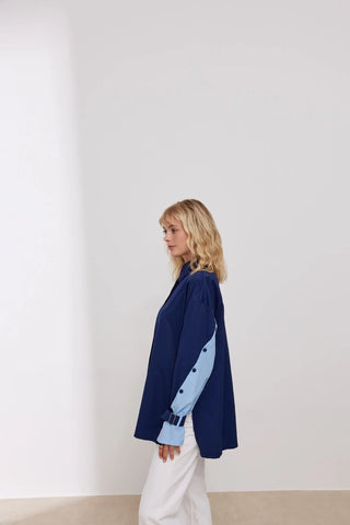 Lizbon Kolu Düğmeli Gömlek Lacivert