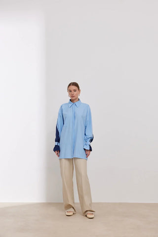 Lizbon Kolu Düğmeli Gömlek Mavi