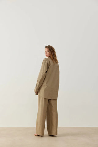 Yuti Gül Broşlu Keten Takım Bej